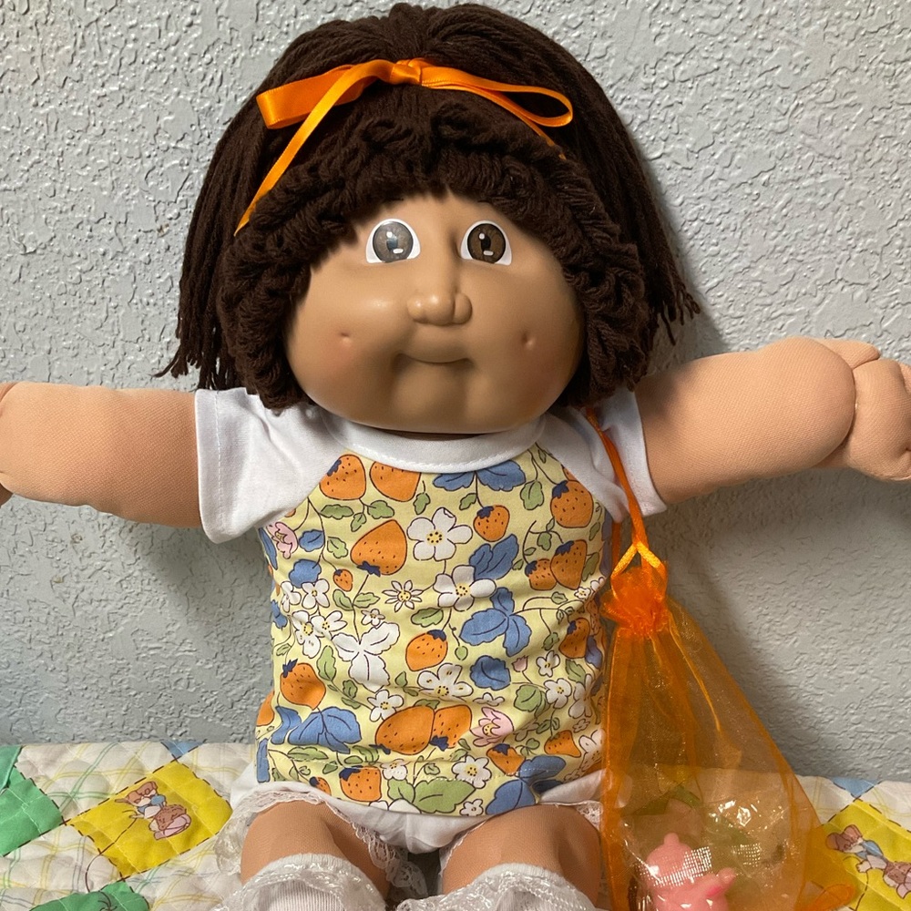 Vintage Cabbage Patch Kid Girl Hong Kong Brown Single Pony Head Mold #2 1983